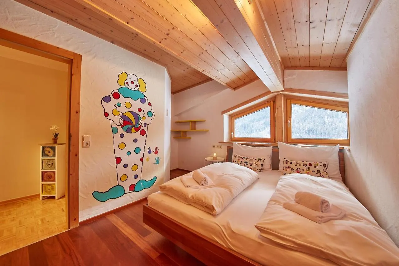 Marys Holiday Penthouse Saalbach-Hinterglemm Appartement